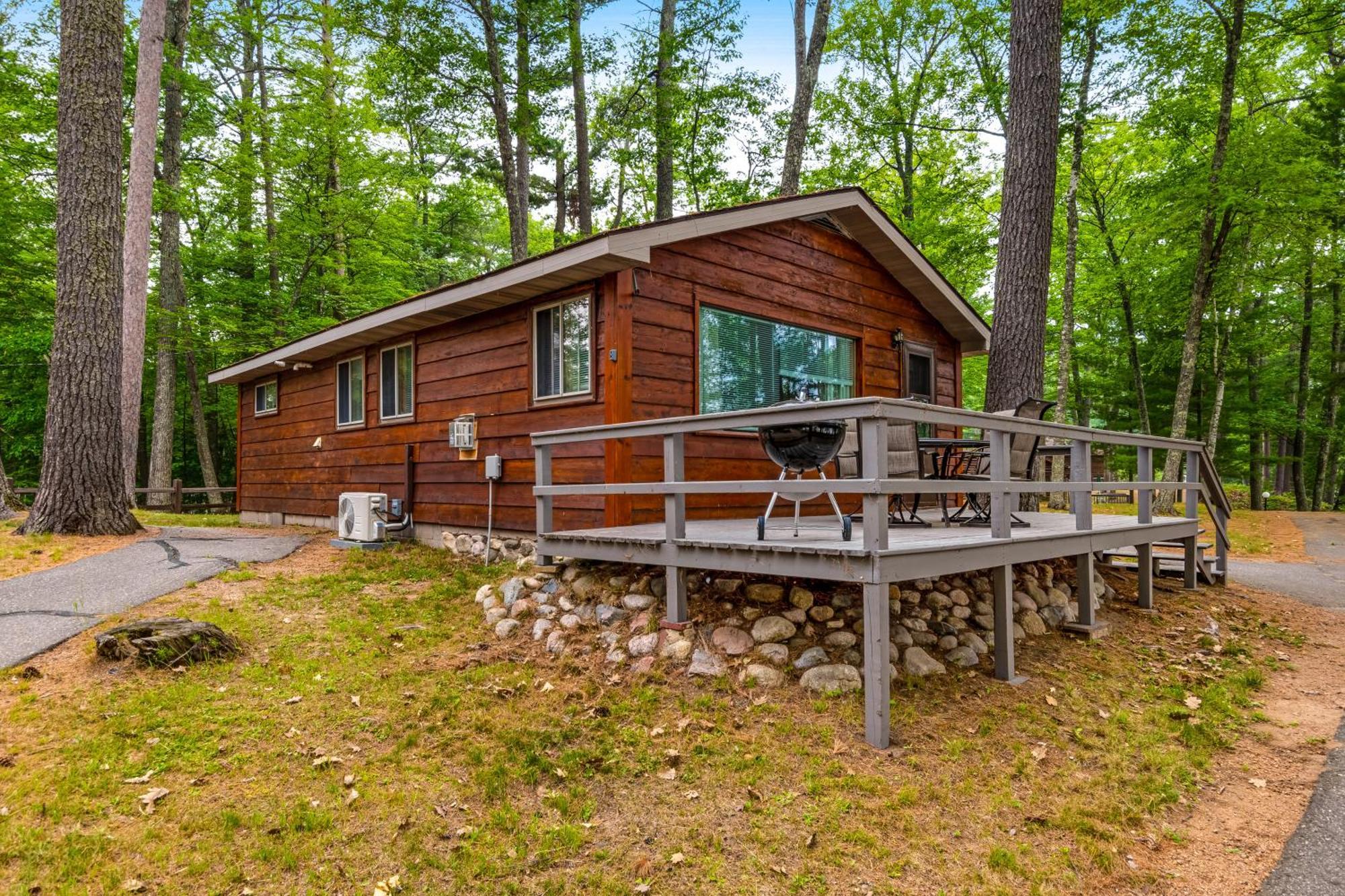 Our Lakeside Legacy Saint Germain Exterior photo